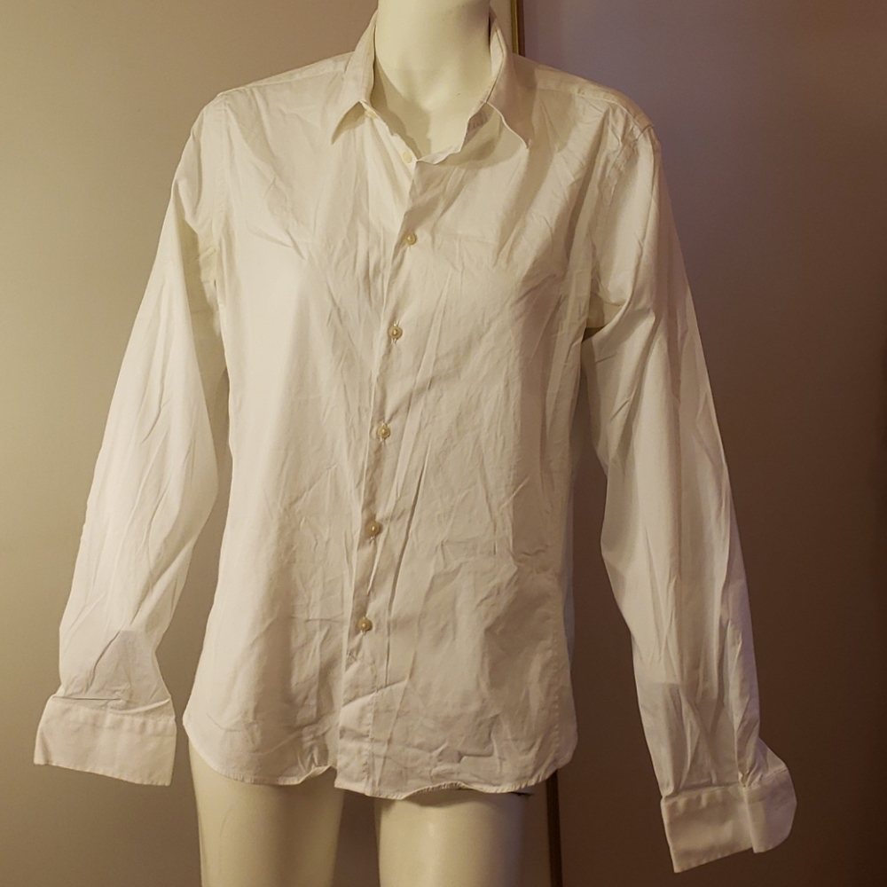 White dress shirt